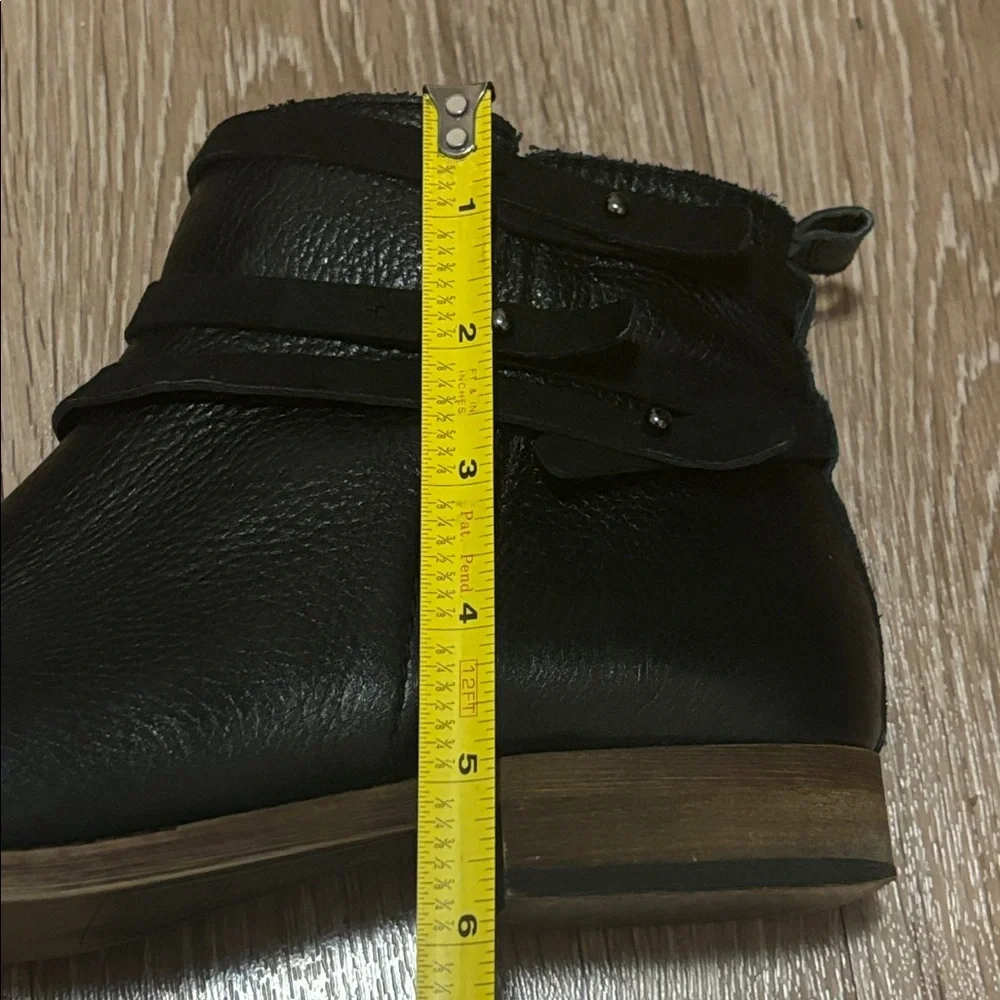Franco Sarto Kadrien black leather ankle boots, size 8